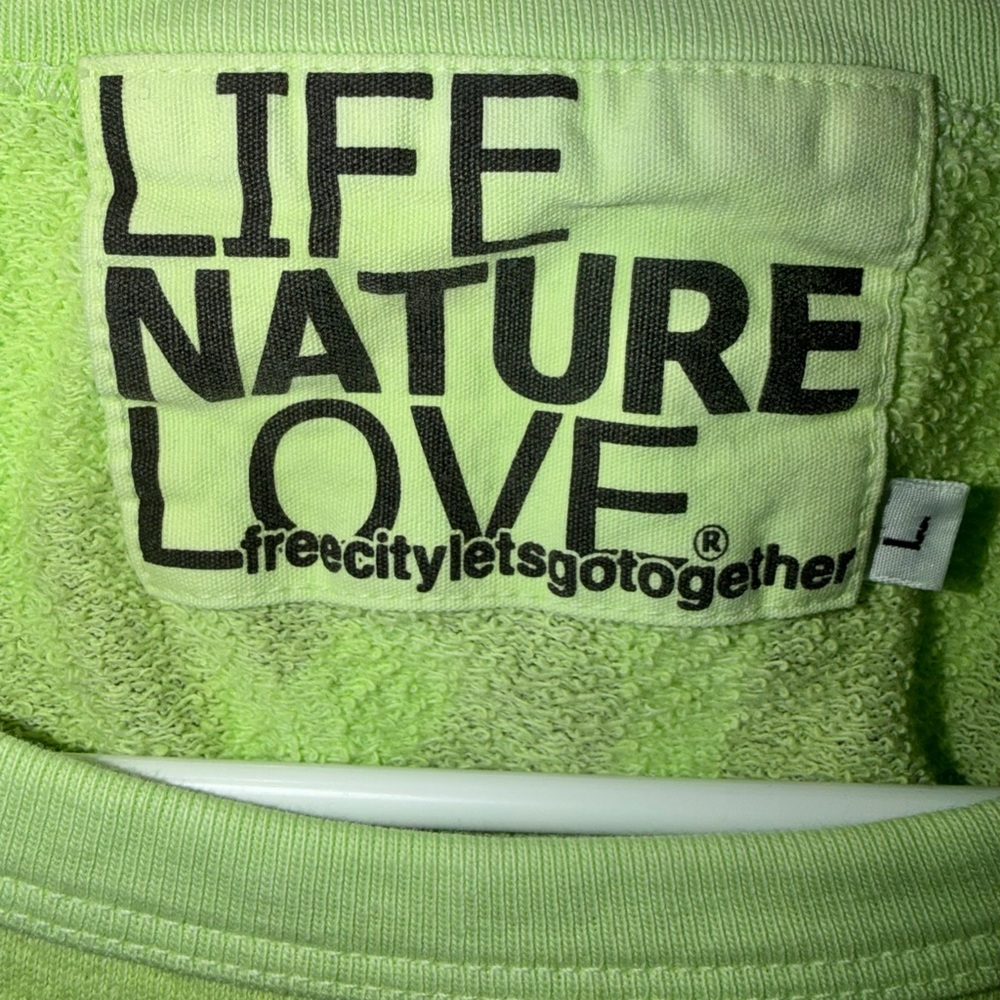 Freecity Snoopy Sweatshirt - Picture 3 of 3